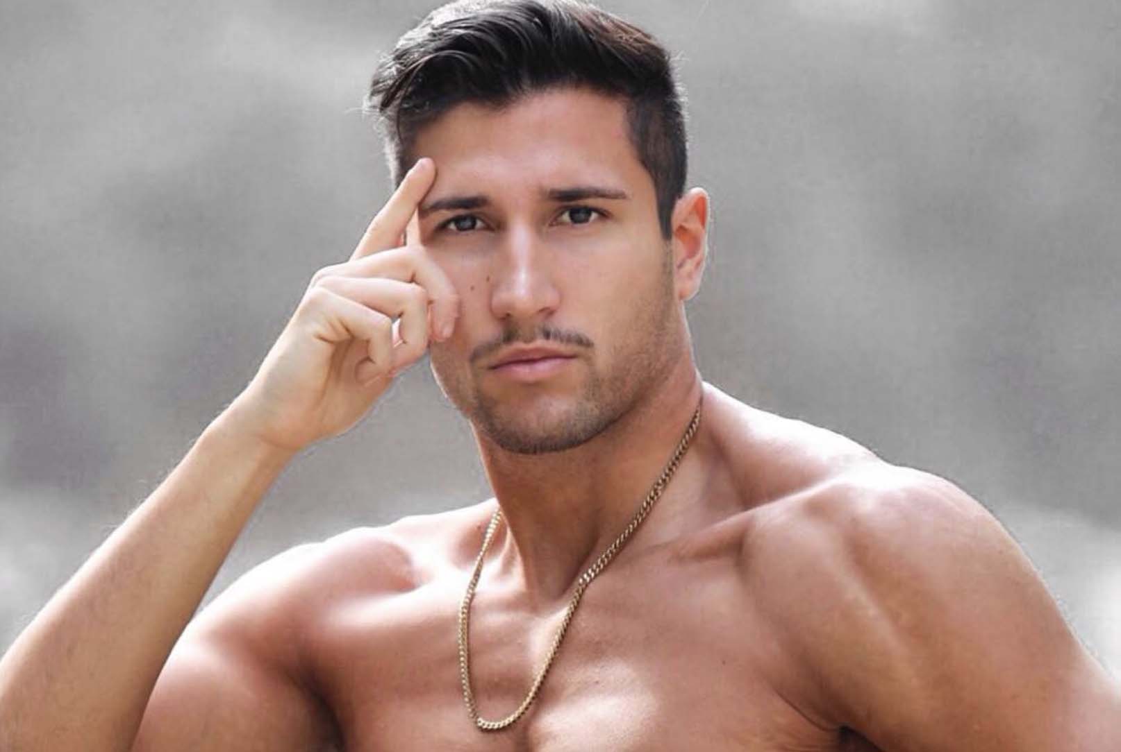 Gianmarco Onestini è uno dei secchioni di Barbara D’Urso