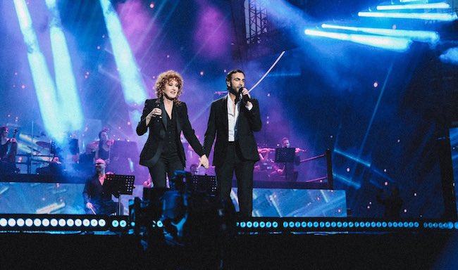 Carlo Conti e Fiorella Mannoia conducono l’omaggio a Lucio Dalla di Rai1. Ecco il cast di cantanti