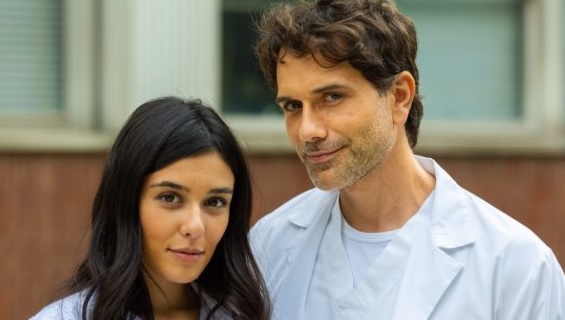 Un Posto al Sole, anticipazioni (7-11 marzo 2022): Rossella in competizione con Virginia per amore di Riccardo