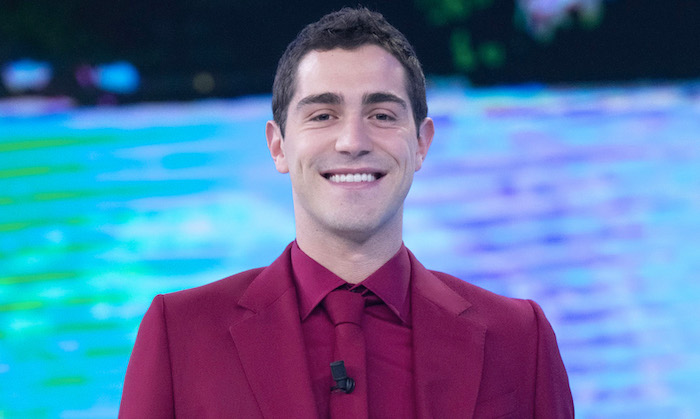 Tommaso Zorzi al timone della versione italiana di The Great British Sewing Bee