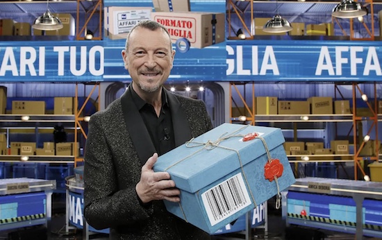 Amadeus si sdoppia al sabato sera: Affari Tuoi in access, Soliti Ignoti contro Amici