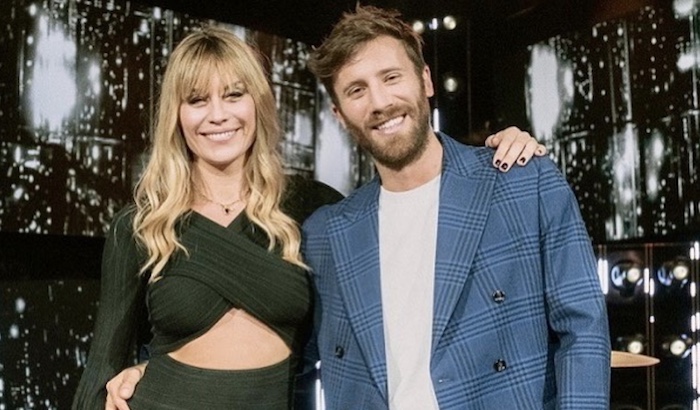 Su Italia 1 arriva ‘Battiti in crociera’. Conducono Elenoire Casalegno e Nicolò De Devitiis