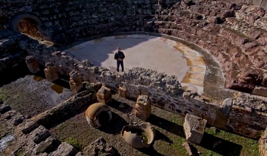 Programmi TV di stasera, sabato 16 aprile 2022. Ulisse racconta la Sardegna