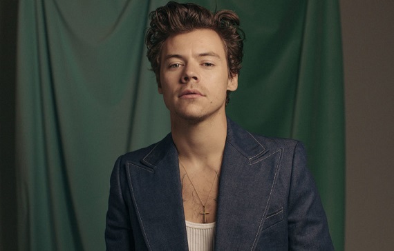 Classifica FIMI: Mahmood e Blanco inscalfibili, Harry Styles debutta ottavo, deludono Vasco e Marracash. Negli album, Luchè batte i Red Hot Chili Peppers