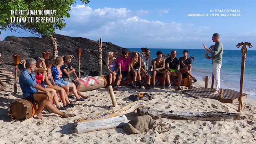 Le due tribù - Isola dei Famosi 2022