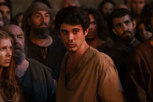 A Pasqua su Canale 5 debutta Gli Eredi della Terra, sequel de La Cattedrale del Mare – Trama