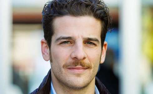 Un Posto al Sole, anticipazioni (11-15/04/2022): arriva il fratello di Riccardo