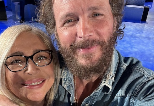 Pagelle TV della Settimana (4-10/4/2022). Promossi Venier-Jovanotti e Stasera Tutto E’ Possibile. Bocciato il ritorno dei Telegatti