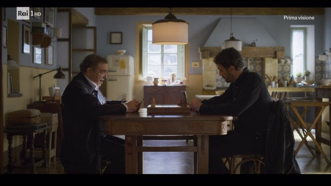 Ascolti TV | Martedì 17 maggio 2022. Don Matteo domina a quasi 6 milioni (30.6%), Le ragazze di Wall Street 1,8 mln (10.1%), bene Le Iene (1,4 mln – 10.4%)