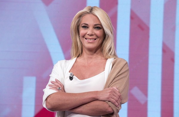 Eleonora Daniele minacciata di morte. La Procura di Roma apre un’indagine