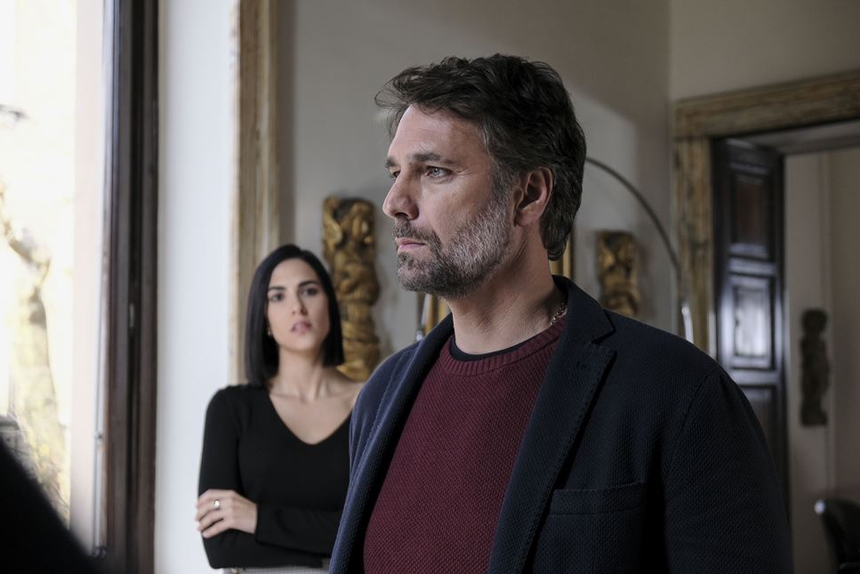 Ascolti TV | Mercoledì 25 maggio 2022. TV8 vince la serata con Roma-Feyenoord (16.2% e 3.3 mln). Crolla Giustizia per Tutti (13.2% – 2.4 mln), Il Traditore 11.1% con 1.9 mln