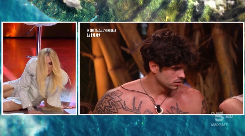 La caduta di Ilary Blasi all’Isola dei Famosi – Video