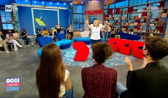 A Oggi è un Altro Giorno debutta il pubblico in studio – Video