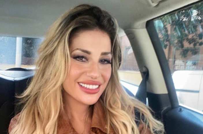 Camper - Maria Elena Fabi