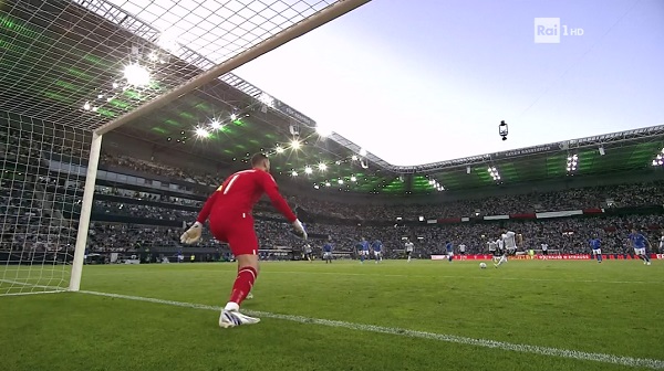 Ascolti TV | Martedì 14 giugno 2022. In 5,7 milioni per la debacle azzurra (30.4%), Canale 5 all’11.2% con The Choice, Boss in Incognito 7.8%, bene Rete 4 con Il piccolo lord (6.9%)