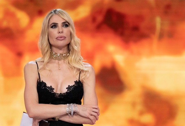 Ilary Blasi - Isola dei Famosi 2022 Ilary Blasi - Isola dei Famosi 2022