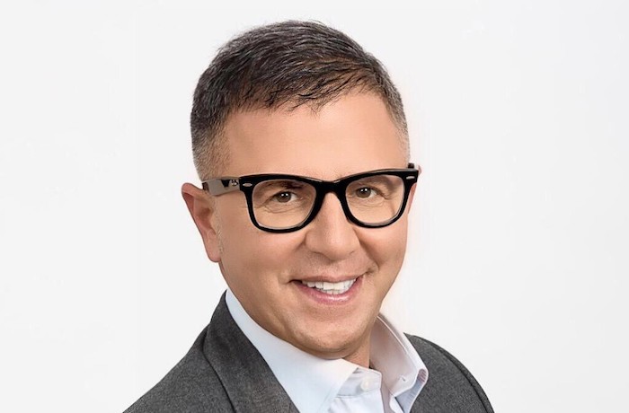 Raffaele Annecchino fuori da Paramount