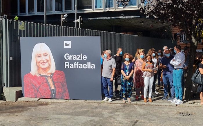 Iapino e la famiglia Carrà ringraziano la Rai. «Raffaella ci manca profondamente»