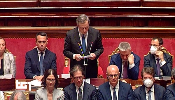 Crisi di Governo, il giorno di Draghi: tutte le variazioni in TV
