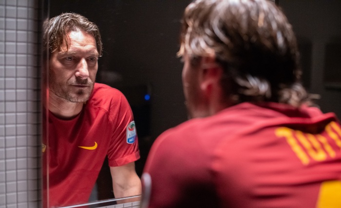 Rai1 anticipa il documentario su Francesco Totti. Il Capitano racconta l’addio al calcio e la storia d’amore con Ilary Blasi