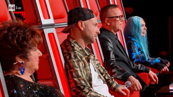 Ascolti TV | Sabato 23 luglio 2022. The Voice Senior prende il largo (17.7%), Lo Show dei Record 11.3%, bene il film di Rai2 (9%). Tv8 all’8.4% con le Prove del GP di Formula 1