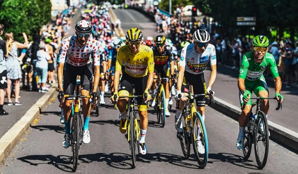 Tour de France 2022 al via. Diretta su Rai 2 ed Eurosport, tutti i giorni per 21 tappe