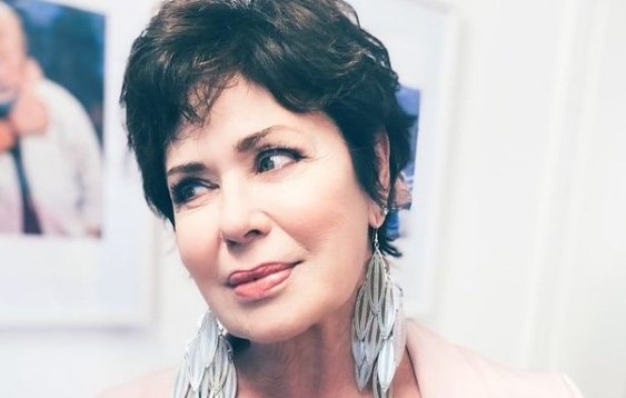 Corinne Clery - Instagram