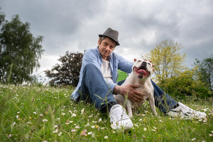 L’uomo con il pene sul braccio: Real Time racconta la storia shock di Malcolm MacDonald