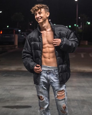 George Ciupilan su Instagram