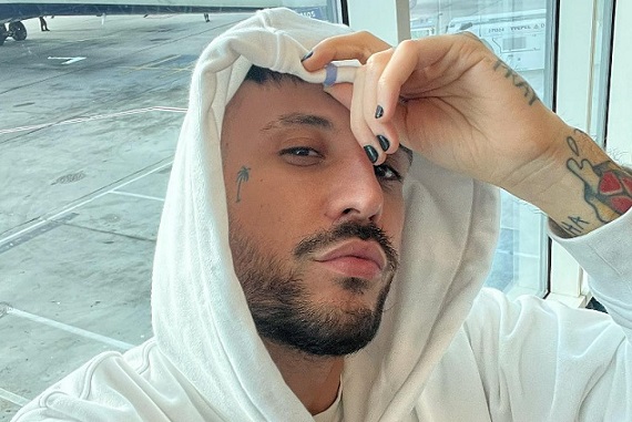 Classifica Fimi: Giovani Wannabe è ancora prima nei singoli, tallonata da Extasi di Fred De Palma. Lazza in testa negli album