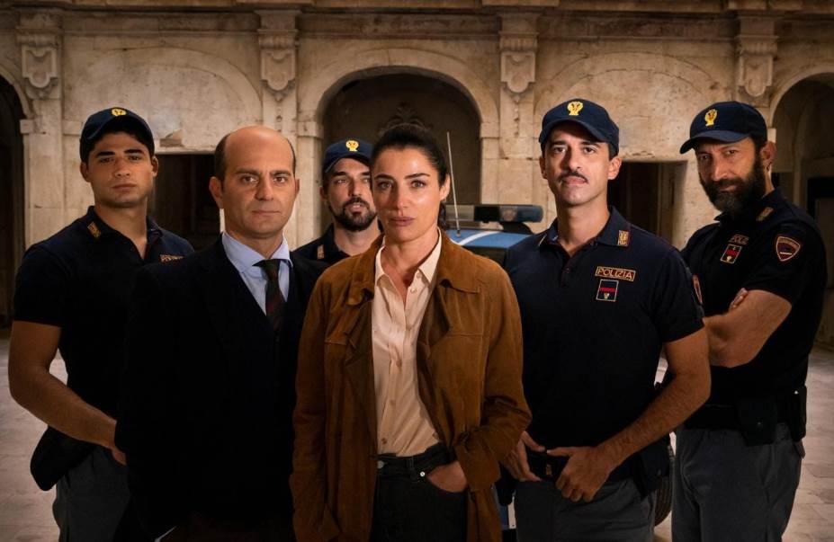 Che imbarazzo la fiction Rai in replica ad inizio stagione!