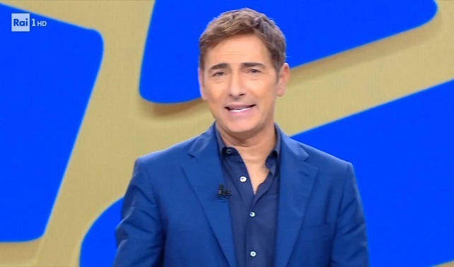 A Reazione a Catena Re Carlo III è ancora il Principe del Galles – Video