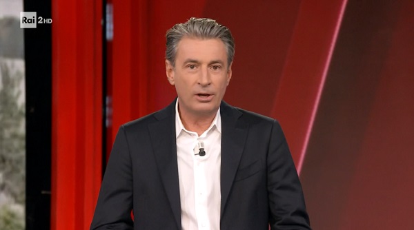 Diaco irrompe su Rai2 prima di Ore 14, Infante stizzito: «Oggi comincio alle 14.07, devo cambiare titolo al programma» – Video