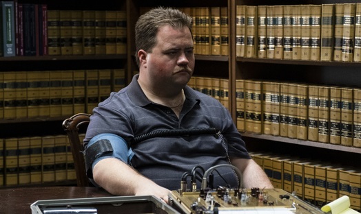 Programmi TV di stasera, domenica 4 settembre 2022. La storia di Richard Jewell in prima visione su Canale 5