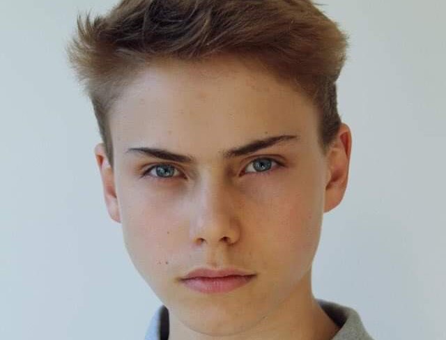 The Crown 6 - Rufus Kampa è William a 16 anni