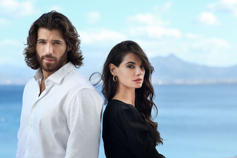 Viola come il Mare al via su Canale 5 tra tradizione e contaminazione