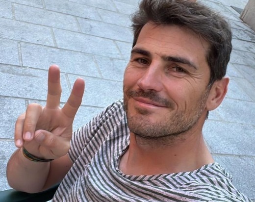 Iker Casillas rivela: «Sono gay». Poi cancella il tweet