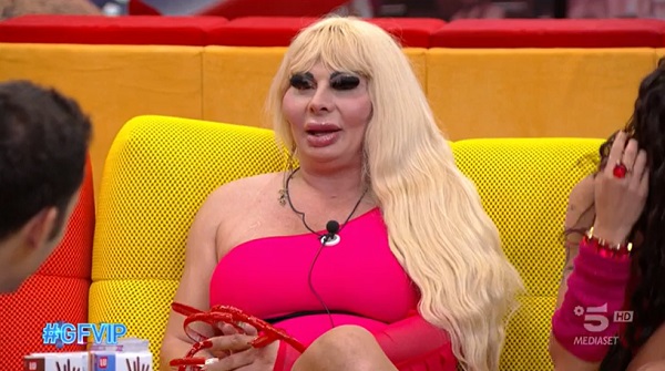 GF Vip 7, dodicesima puntata – Fuori Elenoire e Amaurys, 3 donne al televoto (senza eliminazione)