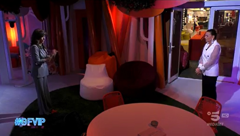 Emanuela Folliero fa visita a Patrizia - GF Vip 7