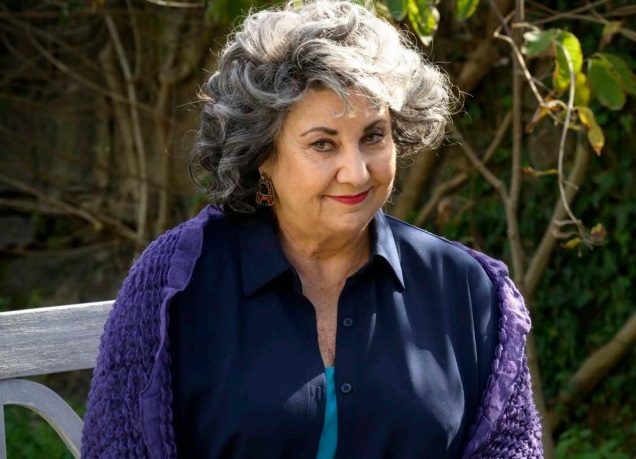 Mina Settembre 2 - Marisa Laurito