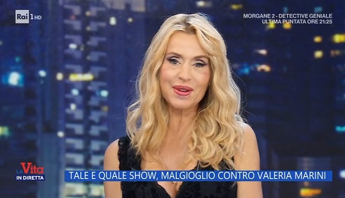 Valeria Marini vs Malgioglio: «Perchè deve dirmi che non so fare ‘niende’?» – Video