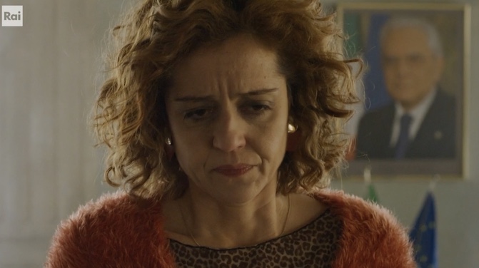 Ascolti TV | Giovedì 6 Ottobre 2022. Imma Tataranni vince con il 23.9% (4,3 mln), GF Vip 21.3% (2,7 mln). Crolla all’8.2% la Rassegna del TG1