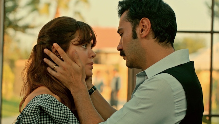 Terra Amara torna dal 14 novembre su Canale 5 alle 14:10. Il finale di Una Vita il 12