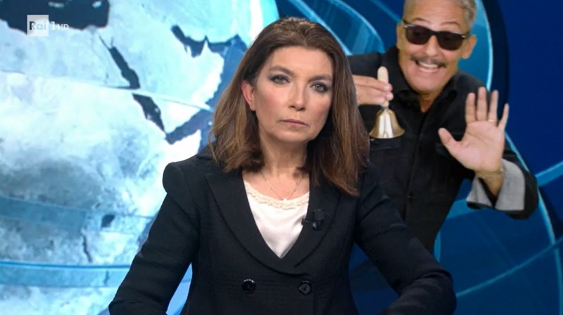 Fiorello ‘sbeffeggia’ il Tg1 nel nuovo promo di Viva Rai2