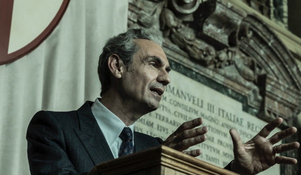 Ascolti TV | Lunedì 14 Novembre 2022. Vince il GF Vip (2,7 mln – 21.9%), Esterno Notte non sfonda (3,3 mln – 18.6%). Terra Amara riparte dal 19.8%