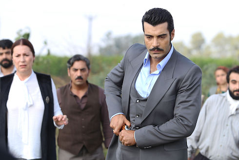 Terra Amara torna da oggi prima di Uomini e Donne – Anticipazioni