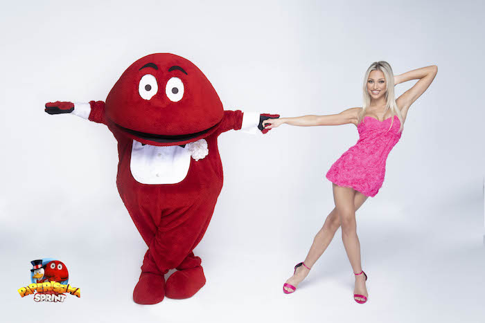 Striscia la Notizia: la Velina Anastasia ha il Covid. Al suo posto Valentina Corradi