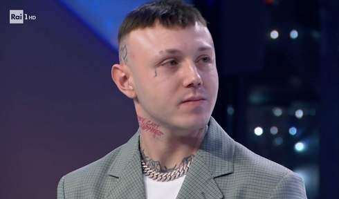 Classifica FIMI: Lazza si riprende il primato tra gli album. All I Want For Christmas is You terzo