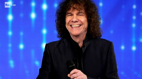 Riccardo Cocciante ‘ballerino per una notte’ alla finalissima di Ballando con le Stelle 2022. Chi vincerà?