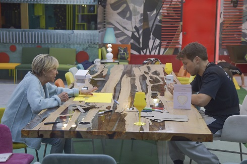 GF Vip, Daniele ‘friendzona’ Wilma, che lo rinnega: «Si è fatto il suo giochino» – Video